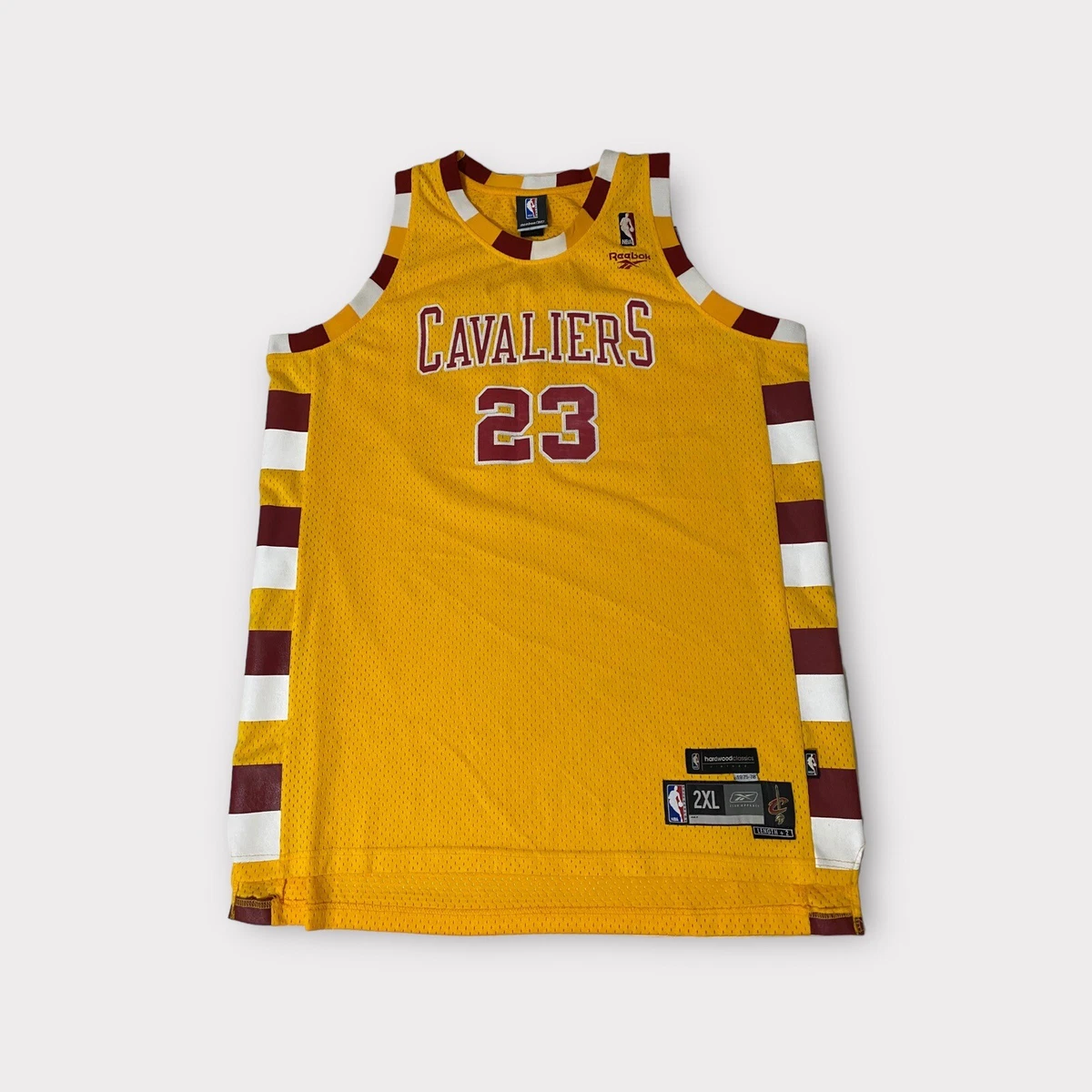 未使用美品】レブロン CAVS ユニフォーム 黄色 Cleveland Cavaliers