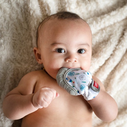 Nuby - Gant de dentition Happy Hands - Aide à la dentition pour bébé - Jouet ... - Imagen 3 de 5