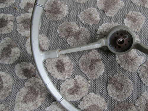 65 1965 Chevrolet Impala steering wheel 9741875 - Picture 3 of 10