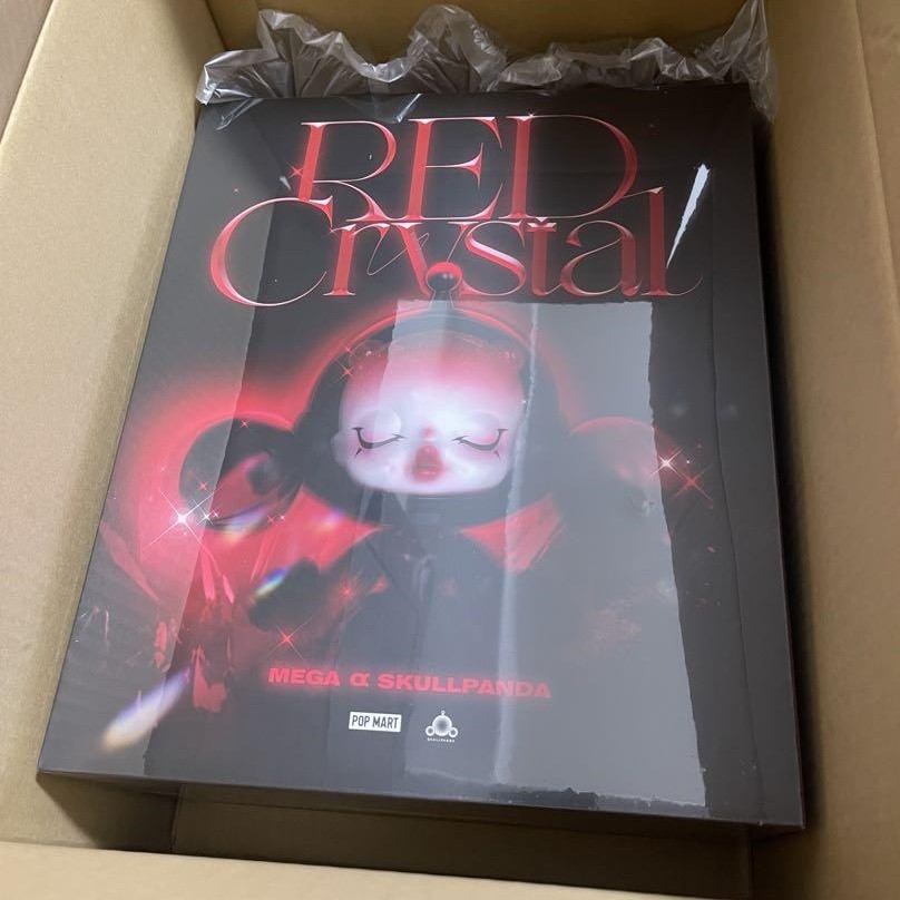 POP MART MEGA α SKULLPANDA 400% Red Crystal Figure Limited Edition