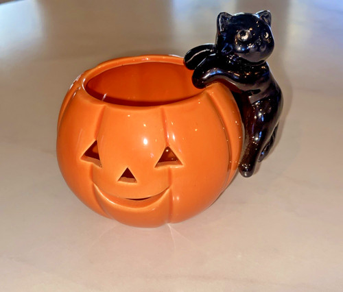 VTG Halloween Ceramic Black Cat on Jack-O- Lantern  4.75”  Hobbyist Korea