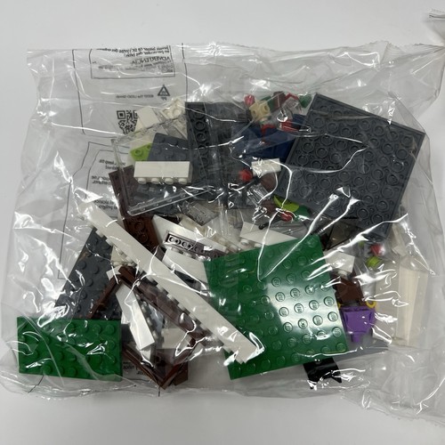 Lego Creator Modular Modern Home 31068 Retired Open Box - Picture 13 of 19