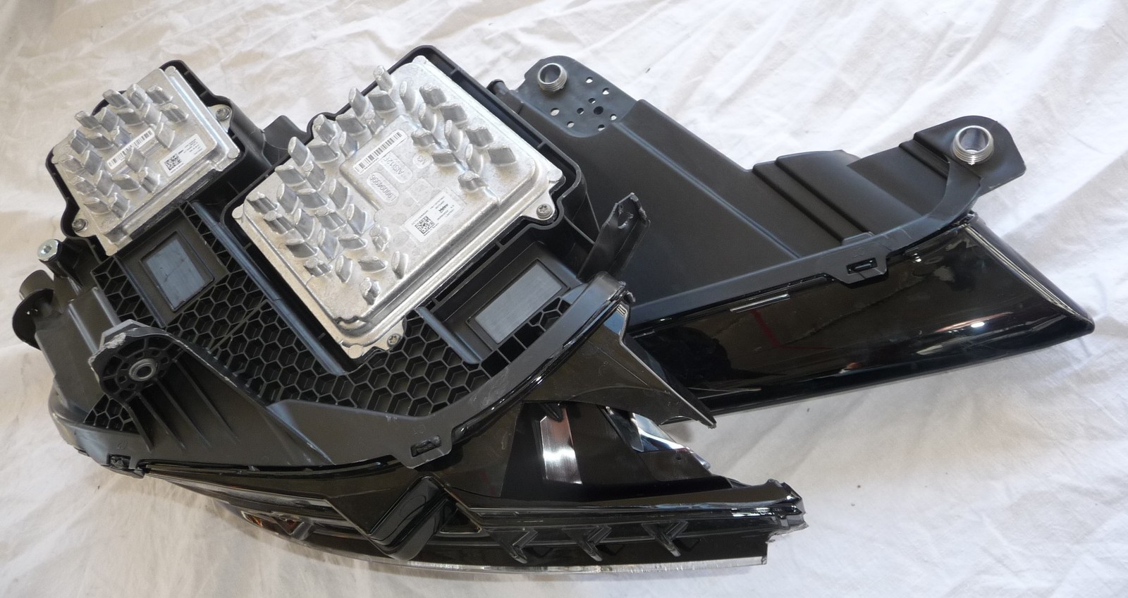 2022-2025 Ferrari 296 GTB GTS F171 Front Left Driver Side Headlight 814903 OEM