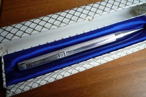 VINTAGE BOXED ENGLISH EVERSHARP SILVER PENCIL
