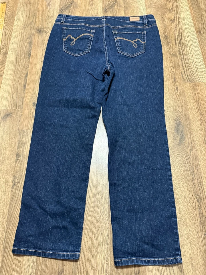 Pantalones de mezclilla Bandolino, para mujer talla 14, azul, denim, pierna recta, mandie 36" de largo Foto 2 de 4