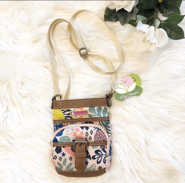 lily bloom tropical pineapple luggage