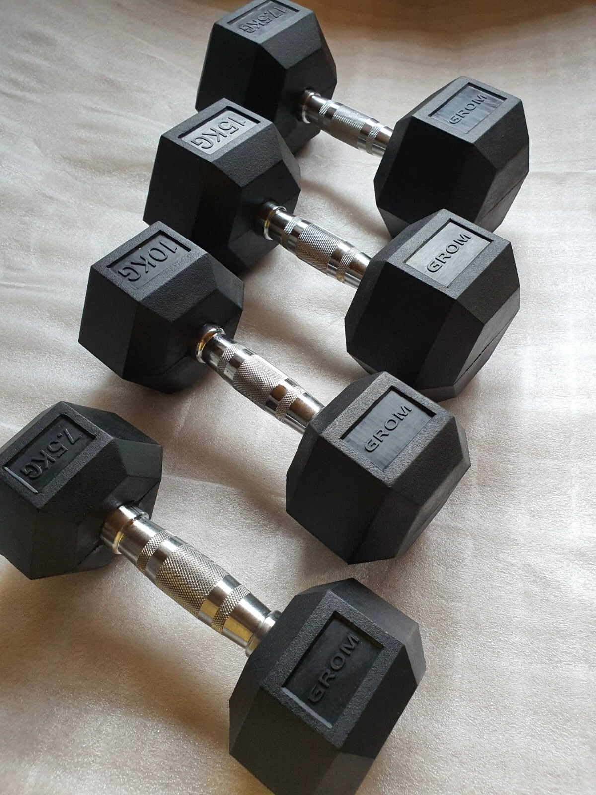 Hex dumbbells GROM FITNESS
Opens in a new window or tab