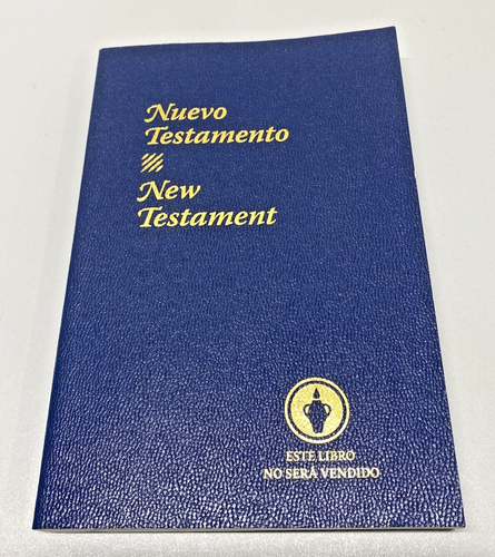 El Nuevo Testamento The Gideons International Spanish & English Great Condition!