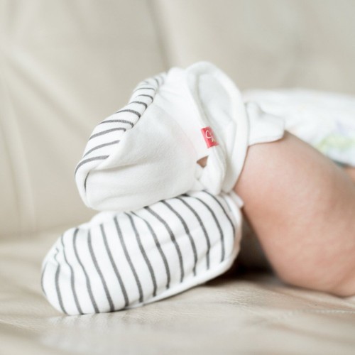 Goumikids Organic Stay On Baby Boots Infant Booties, 0-3M Gray Stripe (Open Box) - Picture 2 of 3