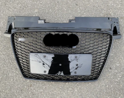 アウディTT TTS TTRS (2008-2014) グリル For Audi TT/TTS 2008-2014 TTRS RS Style Primed Front Bumper