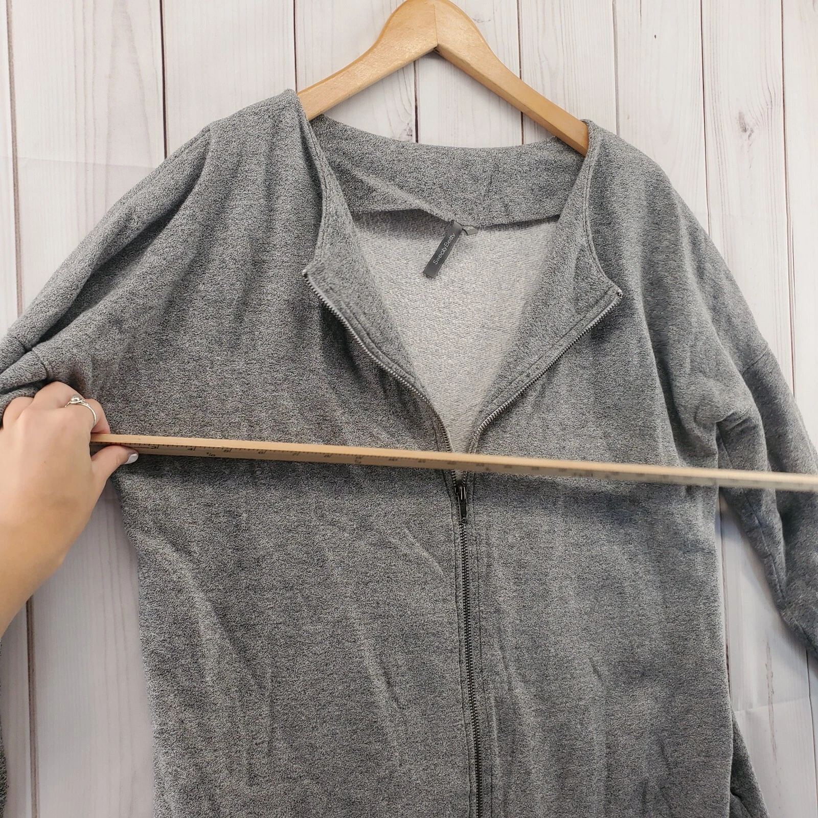 sweaty-betty mid length full zip 3/4 sleeve sweatshirt
