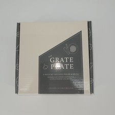 The Grate Plate Ginger Garlic Spice Grater 3-Piece Set with Peeler Green NIB