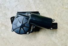 OEM Rear Power Liftgate Tailgate Lock Actuator Latch Chevy GMC Cadillac 13581405