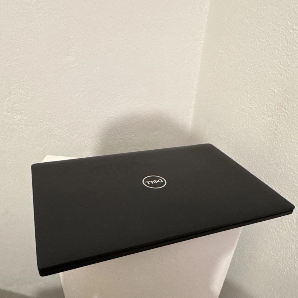 Dell Latitude 7490 · i7-7600U · 16GB · 256GB, foto 2 di 5