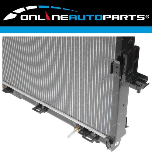 Alloy Radiator for Nissan Navara D40 2005-On YD25 2.5L Turbo Diesel Auto/Manual - Picture 4 of 8