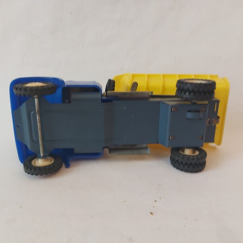Vintage PRAGA Dump Truck Plastic & Tin Friction Toy ITES Czechoslovakia 70s - Picture 12 of 15