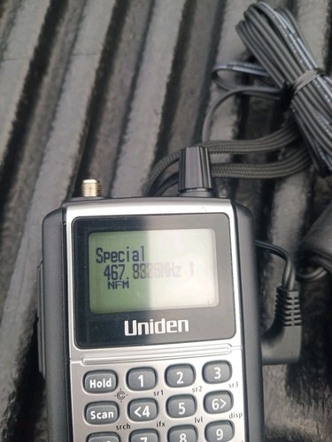 UNIDEN BCD 396XT TRUNKTRACKER IV APCO 25 Digital Handheld Bearcat Scanner - Zdjęcie 6 z 17