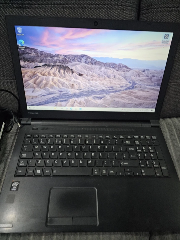 K883 Toshiba Satellite Pro R50-B-12V 15.6" i5 4210U 1.7GHz 4GB RAM 128GB SSD - Image 4 of 4