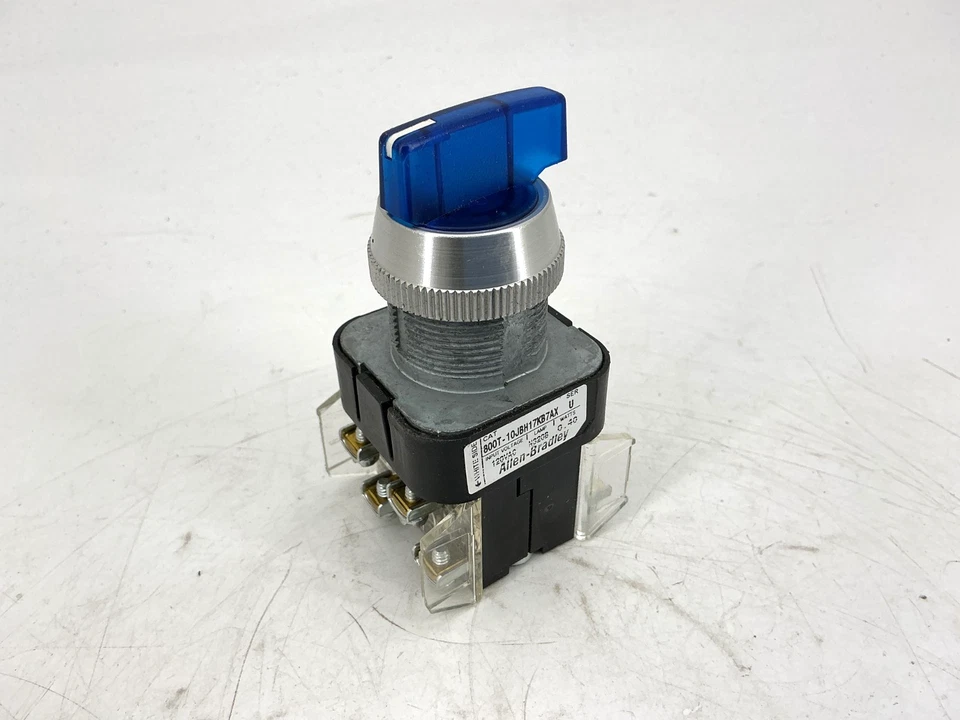 New Allen Bradley 800T-10JBH17KB7AX Ser U Selector Switch 3Pos 120VAC - No Box - Image 2 of 4