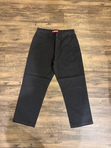パンツ supreme chino pant black stars 32 Supreme Chino Pant (FW24) - $158