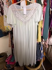 Vintage Miss Elaine Nightgown Made USA Grandmacore Coquette Cottagecore Lace