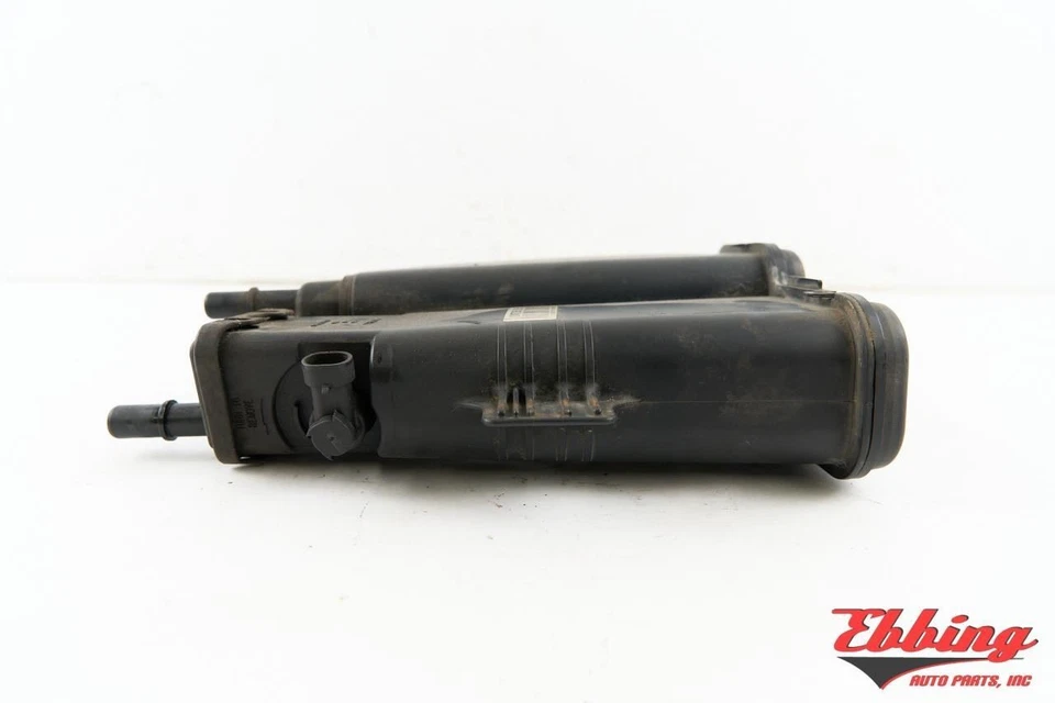 Bote de vapor de combustible 3,6 L AT AWD ID: 25841159 para Cadillac SRX 2005-2009 680672 Foto 2 de 4