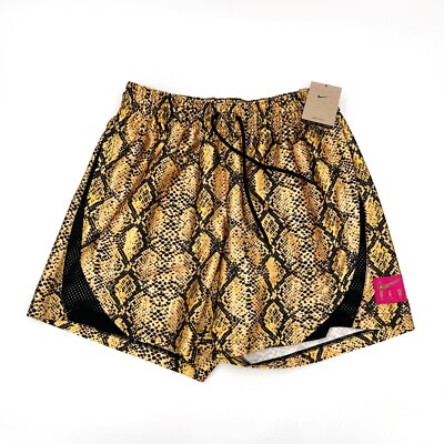 powder blue 10 on feet