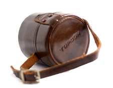 TOPCON CAMERA SMALL BROWN LEATHER LENS CASE WITH HAND STRAP (EXCELLENT)