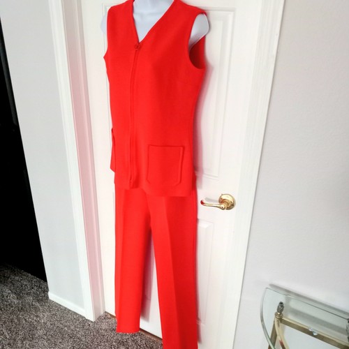 Retro Fire Engine Red Pant Set: 70s Mod Sleeveless Top, Size 9/10