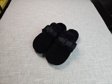 UGG Fluff It Slippers Slip On Slides size 10 Mens Black Plush