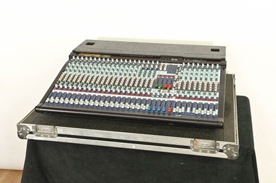 Midas Venice 320 32-Channel Analog Mixing Console with Road Case