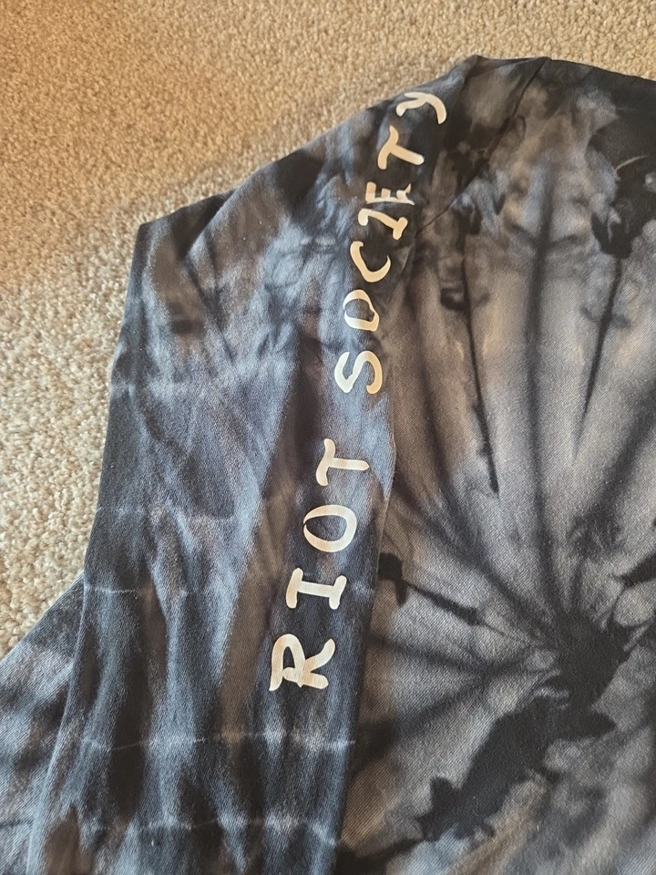 Mens Riot Society T Shirt SMALL Tie Dye Halloween Michael Meyers Long Sleeve  - Image 3 of 4