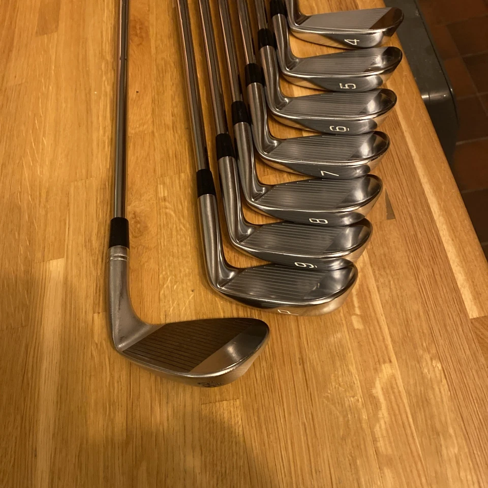 MIZUNO PRO 241 4-PW DYNAMIC GOLD S300 +TM MG3 50 deg Gap Wedge LEFT HANDED - Image 2 of 4