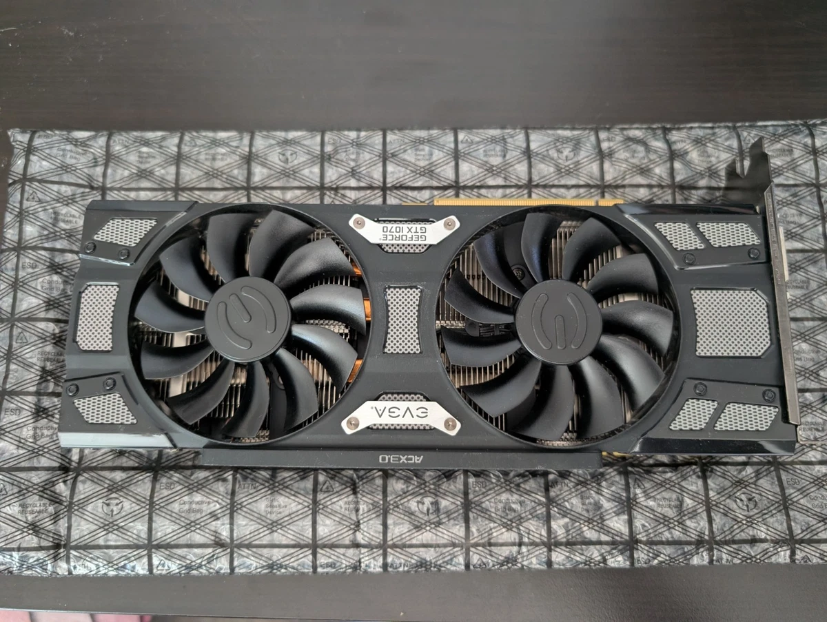 EVGA NVIDIA GeForce GTX 1070 8 GB Memory Computer Graphics Cards