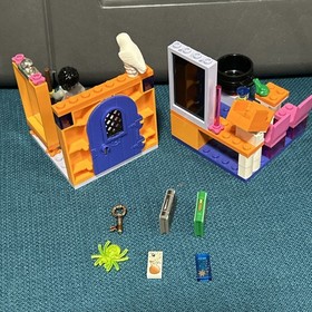 LEGO Harry Potter: Hogwarts Classrooms (4721) 98% Complete