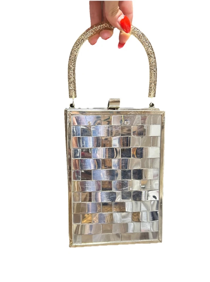 Bolso de caja vintage Dorset Rex celosía cromada años 50 con mango de confeti Lucite Foto 3 de 4