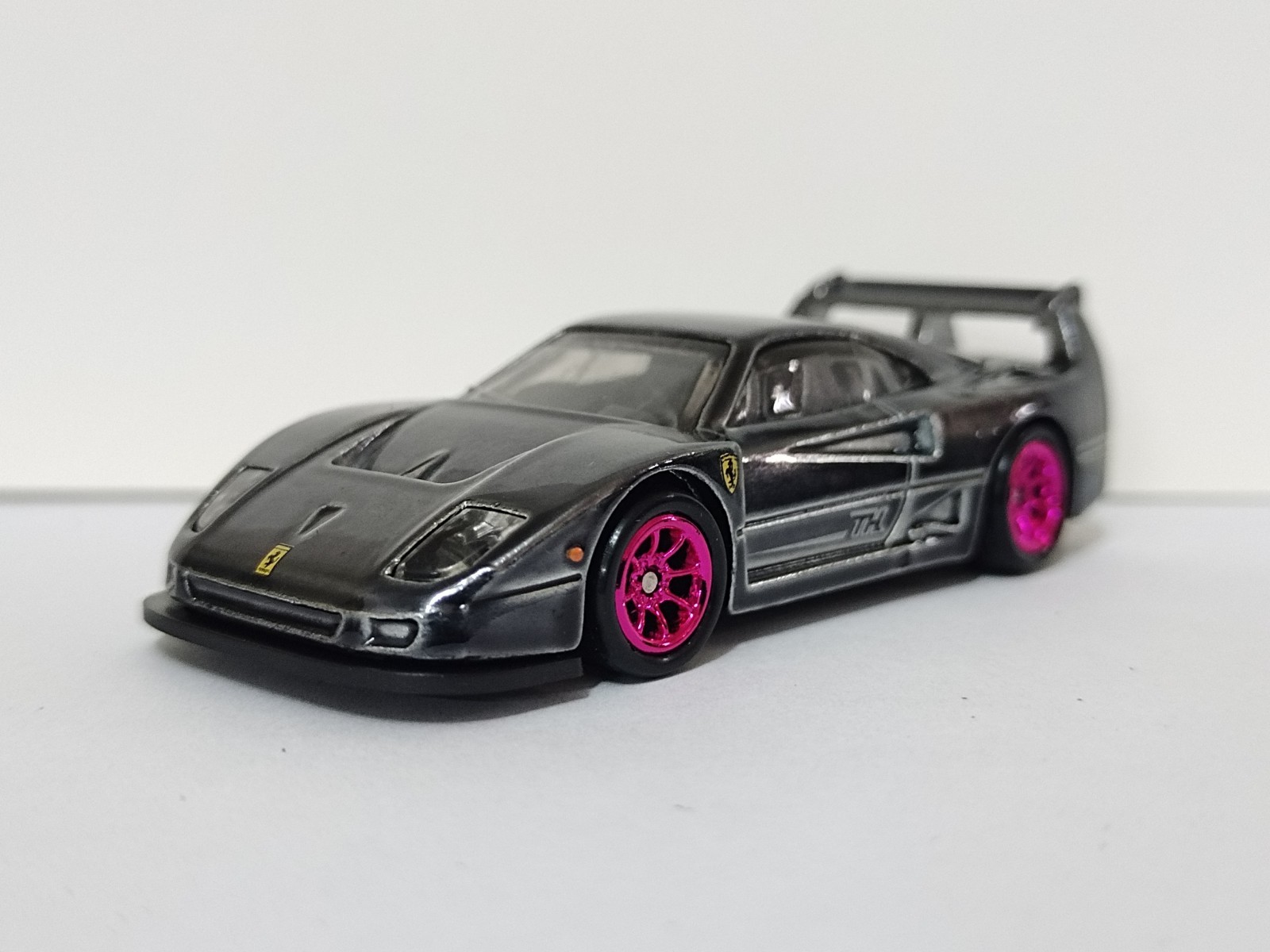 Picture 2 of 5