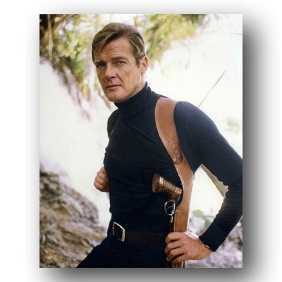 Roger Moore Photo 8x10 Live And Let Die James Bond Film Set 1973