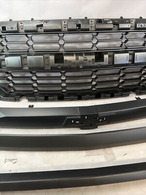 Genuine GM Grille Kit 84374385 for sale online | eBay