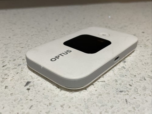 Optus Huawei E5577s Wireless Modem 4G LTE Advanced 2.4G 5G WiFi Pocket 300Mbps - Picture 6 of 12