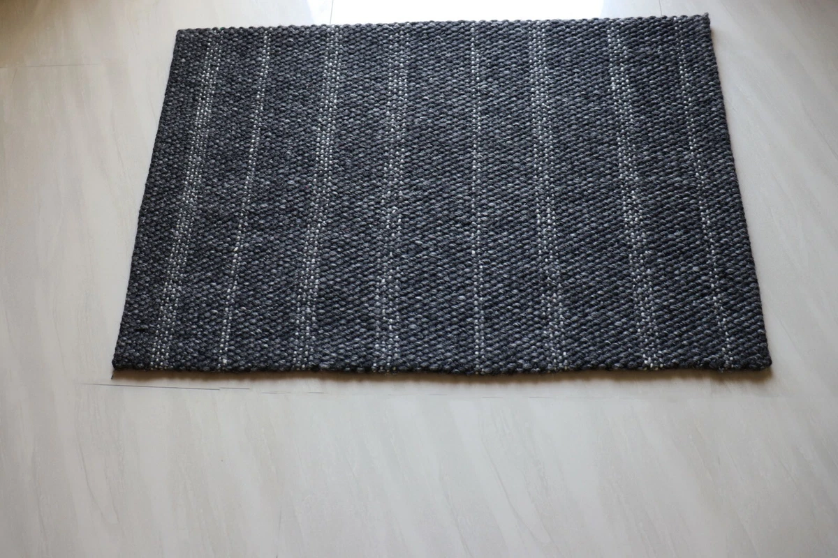 black and white handmade kambal carpet for any room size 2x3 feet
