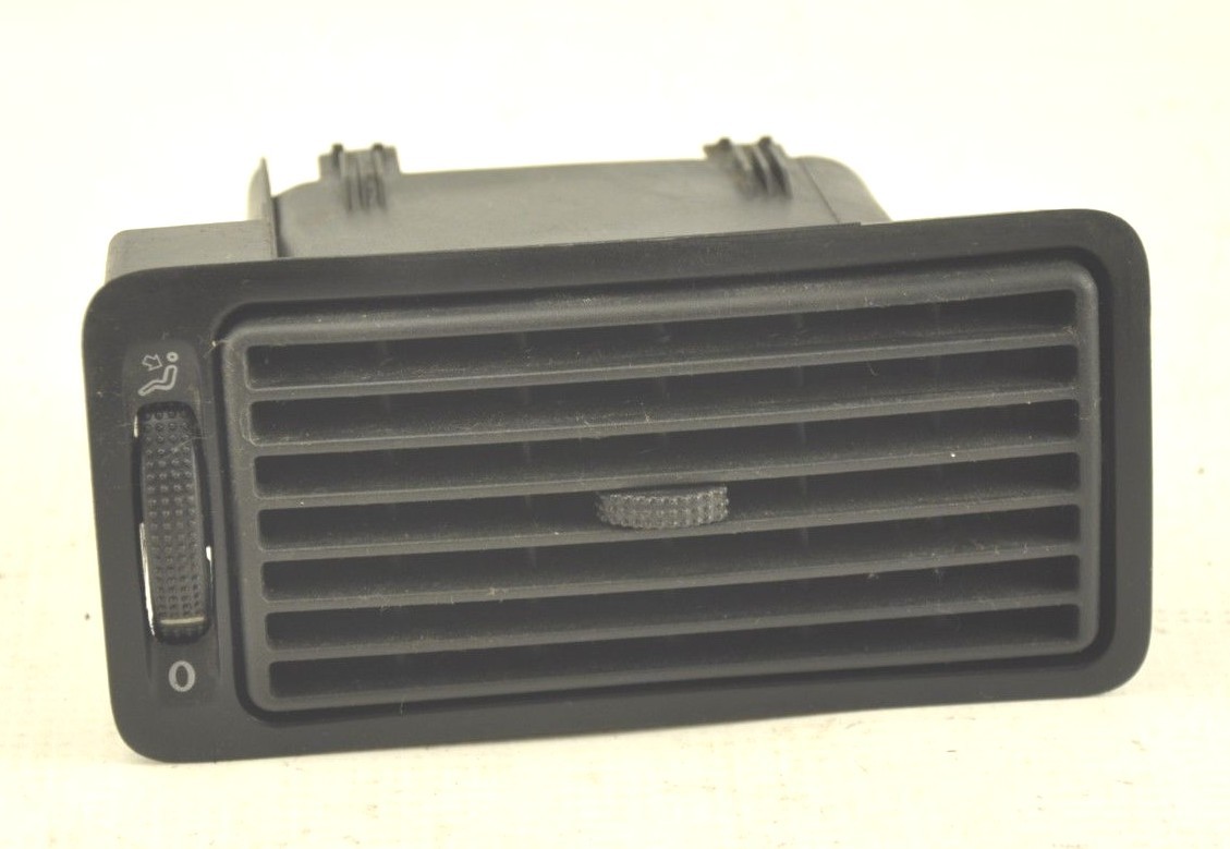 VW Golf BORA Mk4 Dashboard Air Vent 1j1819704 C 1j1819710 C for