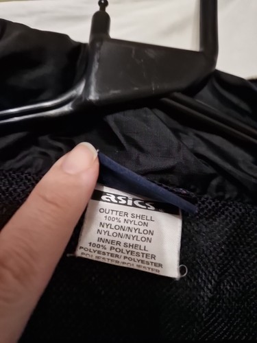 Asics Lightweight Black Mens Windbreaker Packaway Jacket Retro - Picture 6 of 10
