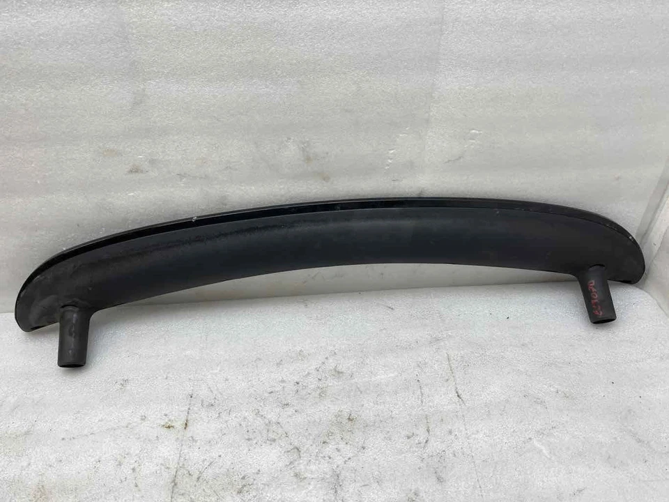 2006-2012 PPORSCHE CAYMAN S задний спойлер (внутренний пластик имеет скол) - OEM - Изображение 3 из 4