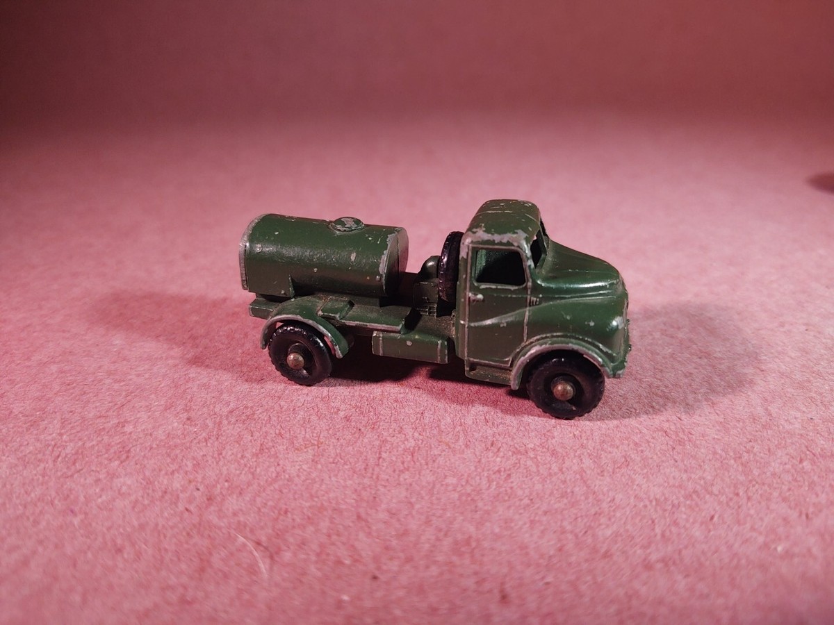MATCHBOX 　No.71 Army Water Truck Matchbox Lesney Military MB 71 Austin 200 Gallon Water Truck