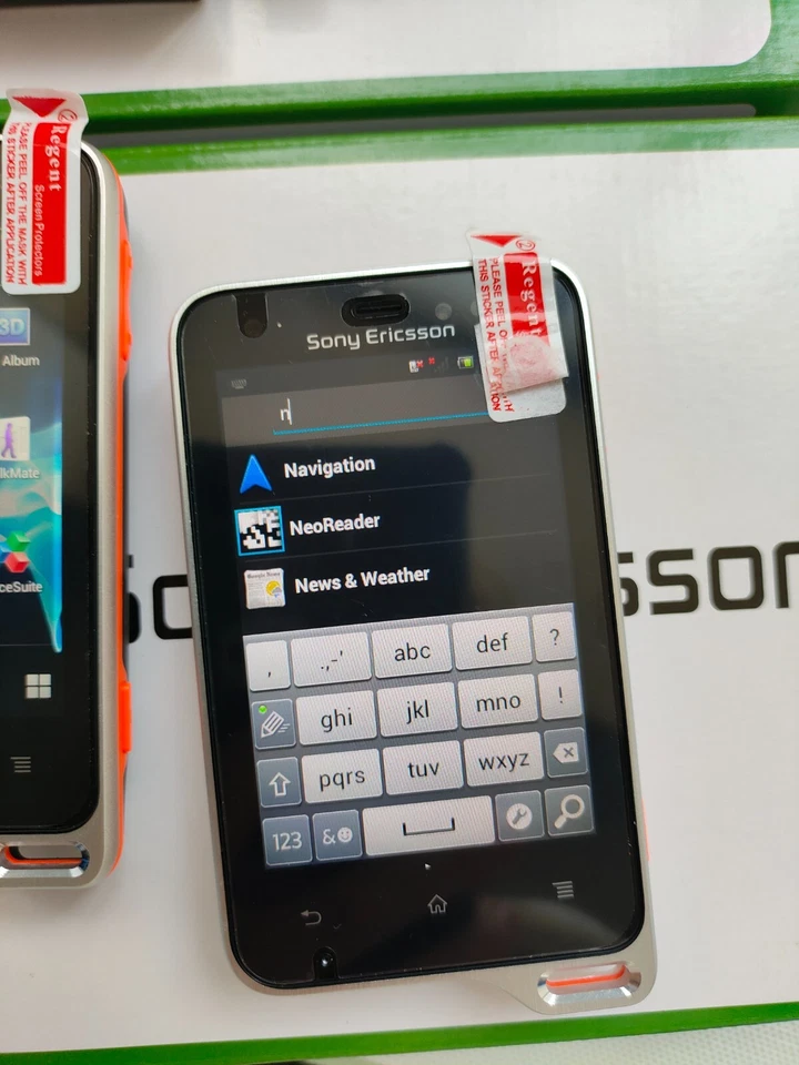 Original Android Phone ST17 Sony Ericsson Xperia active ST17i 3G GPS WiFi - Image 4 of 4