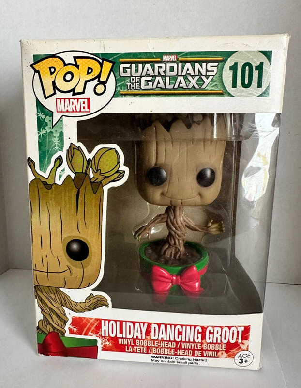 Funko Marvel Holiday Dancing Groot POP Bobble-Head #101 - NEW
