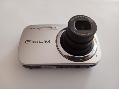 CASIO EXILIM EX-Z42 SILBER 16.1 MP TOP+OVP+VIELE EXTRAS+RECHNUNG+DHL VERSAND