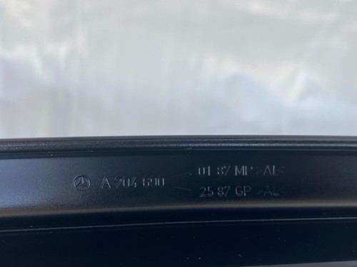 2008 2009 2010 2011 Mercedes C class W204 rear left door exterior B-pillar trim - Picture 6 of 8