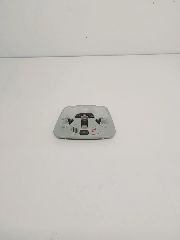 Внутренний купольный фонарь 2007 Mercedes Benz CLK350 A2098202501 - Изображение 3 из 4